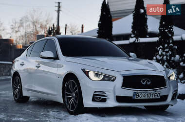 Седан Infiniti Q50 2015 в Тернополе