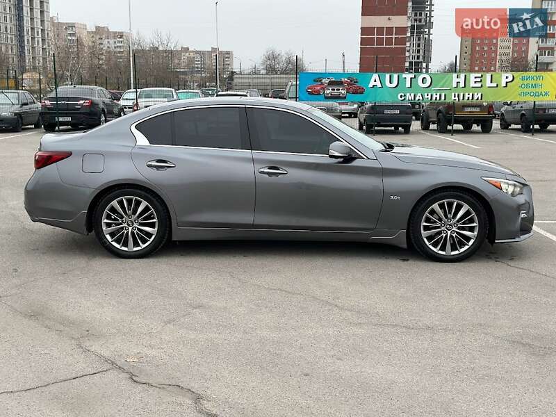 Седан Infiniti Q50 2018 в Запоріжжі