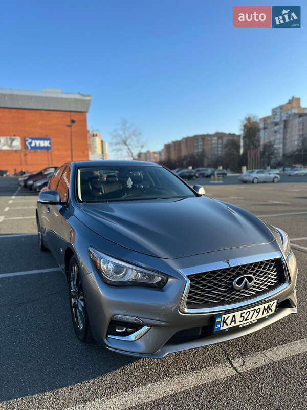Седан Infiniti Q50 2019 в Киеве