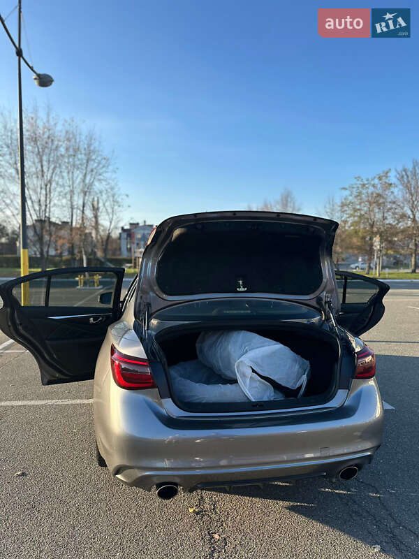 Седан Infiniti Q50 2019 в Киеве