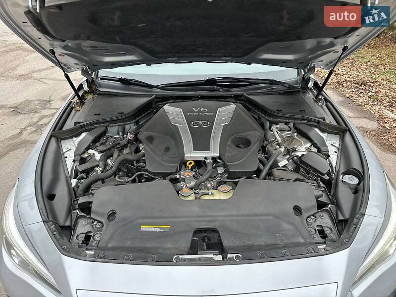 Седан Infiniti Q50 2017 в Днепре