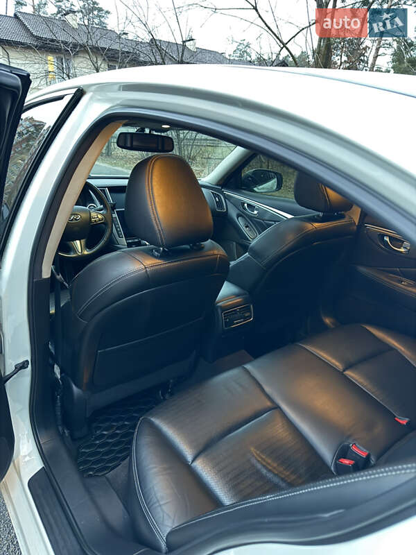 Седан Infiniti Q50 2017 в Києві