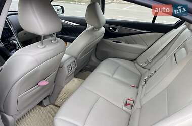 Седан Infiniti Q50 2017 в 