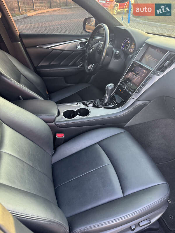 Седан Infiniti Q50 2016 в Одесі