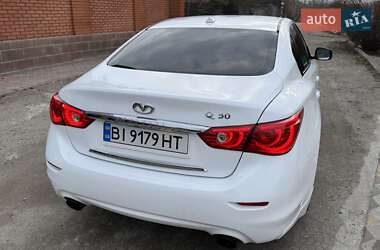 Седан Infiniti Q50 2013 в Запоріжжі