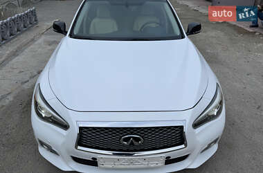 Седан Infiniti Q50 2013 в Запоріжжі