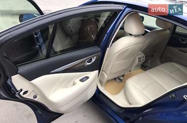 Седан Infiniti Q50 2020 в 