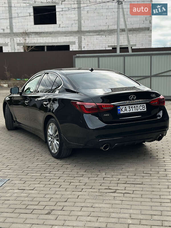 Седан Infiniti Q50 2017 в Киеве
