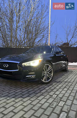 Седан Infiniti Q50 2016 в Дніпрі