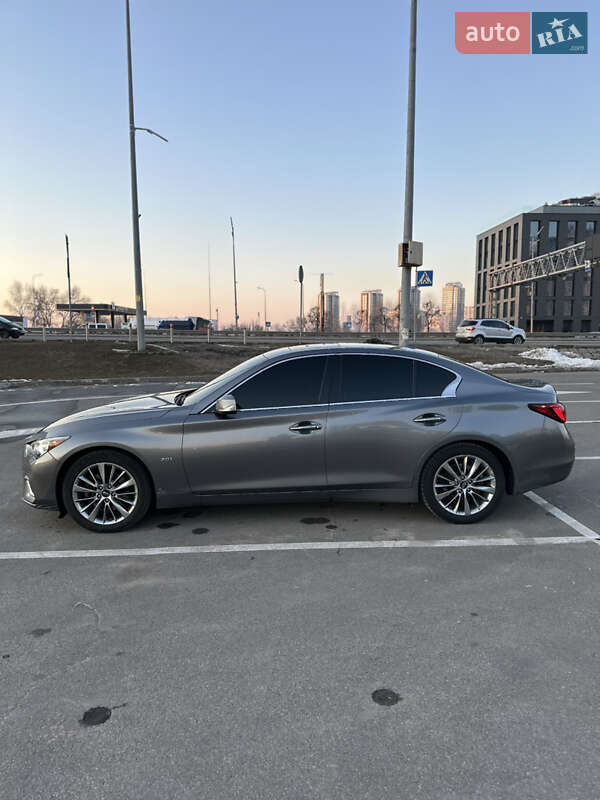 Седан Infiniti Q50 2017 в Києві