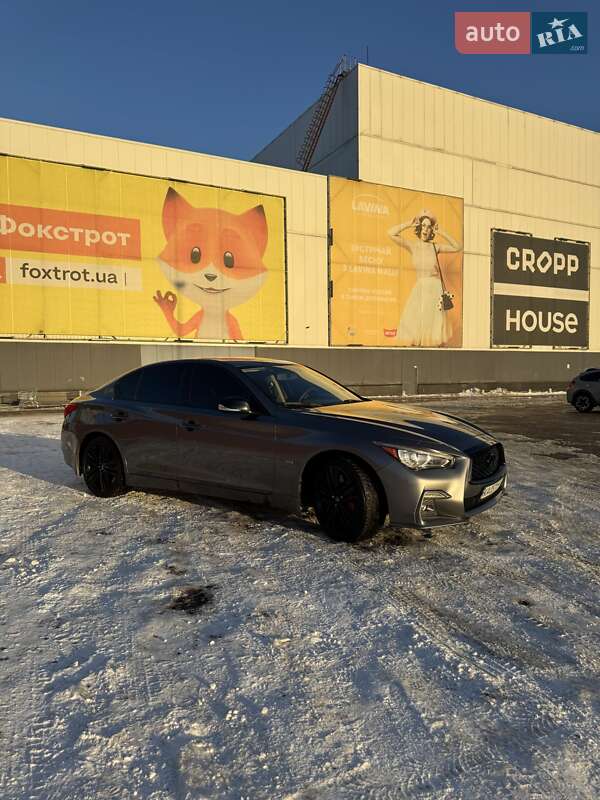 Седан Infiniti Q50 2016 в Киеве