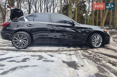 Седан Infiniti Q50 2017 в 