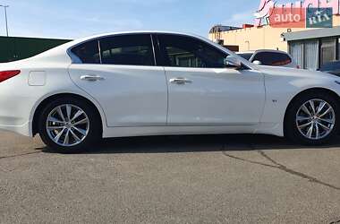 Седан Infiniti Q50 2013 в Киеве