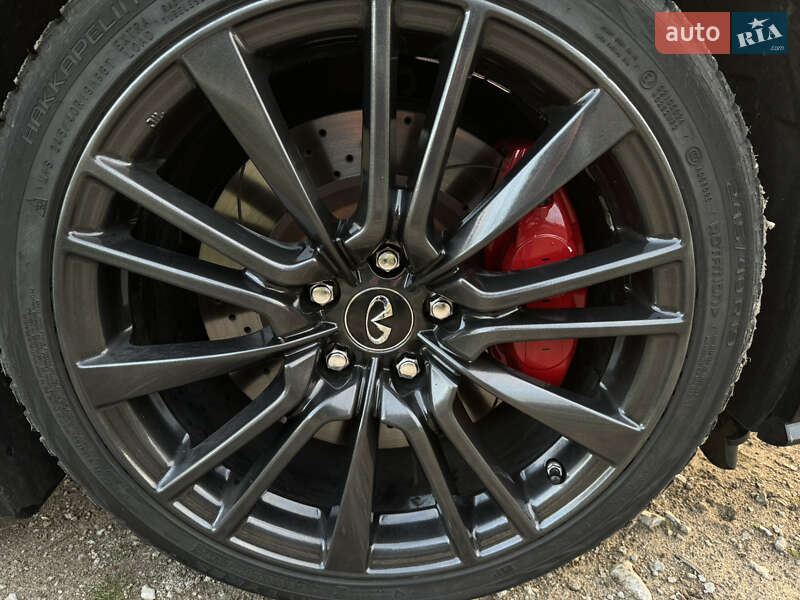 Седан Infiniti Q50 2018 в Днепре