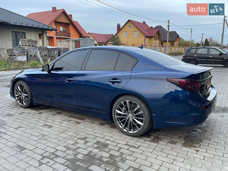 Седан Infiniti Q50 2016 в Луцьку
