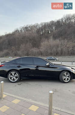 Седан Infiniti Q50 2019 в 