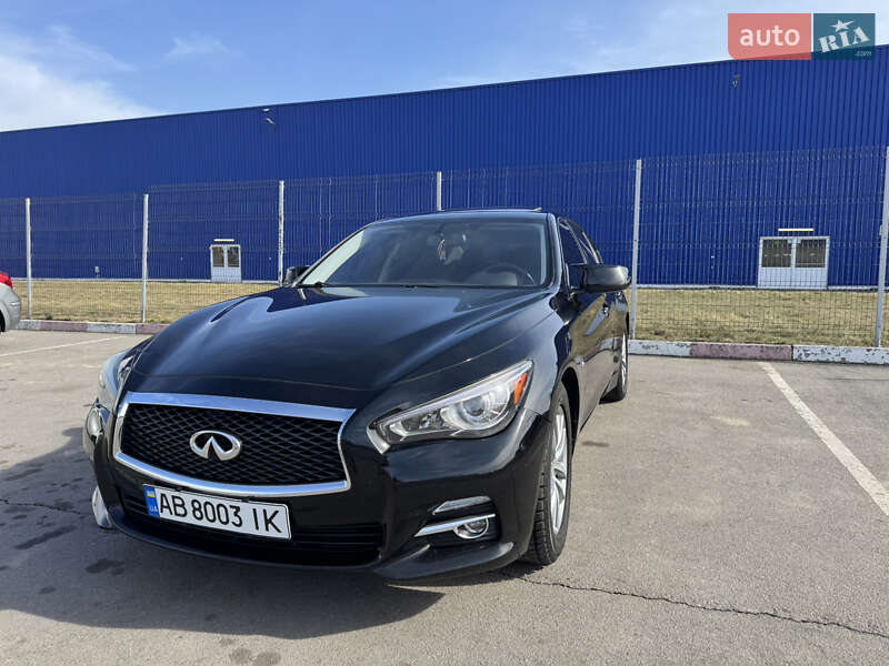 Седан Infiniti Q50 2016 в Виннице
