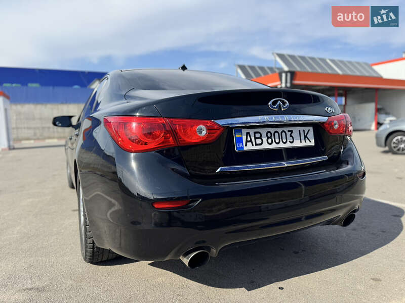 Седан Infiniti Q50 2016 в Виннице