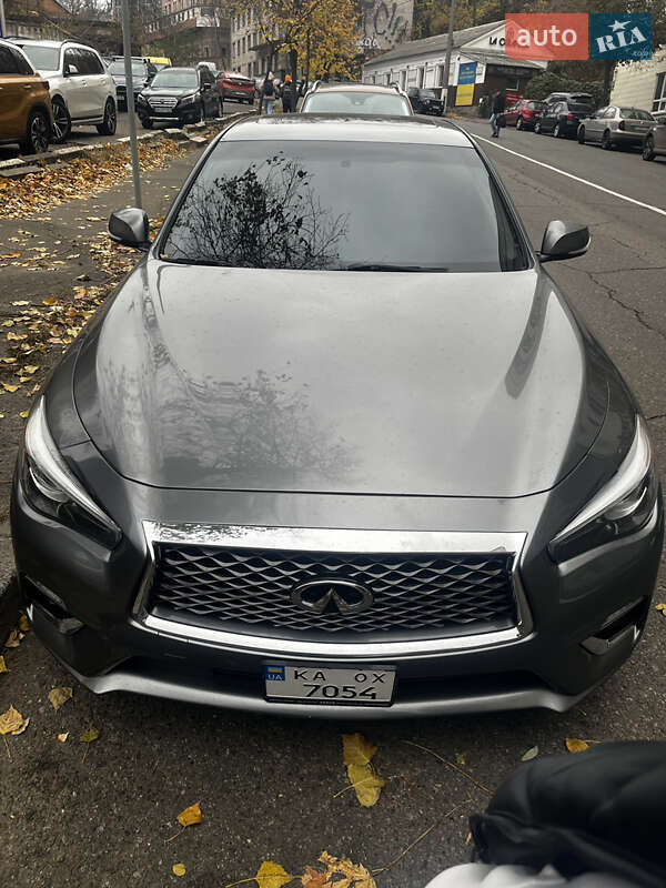 Infiniti Q50 2015