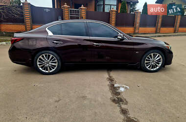 Седан Infiniti Q50 2017 в 