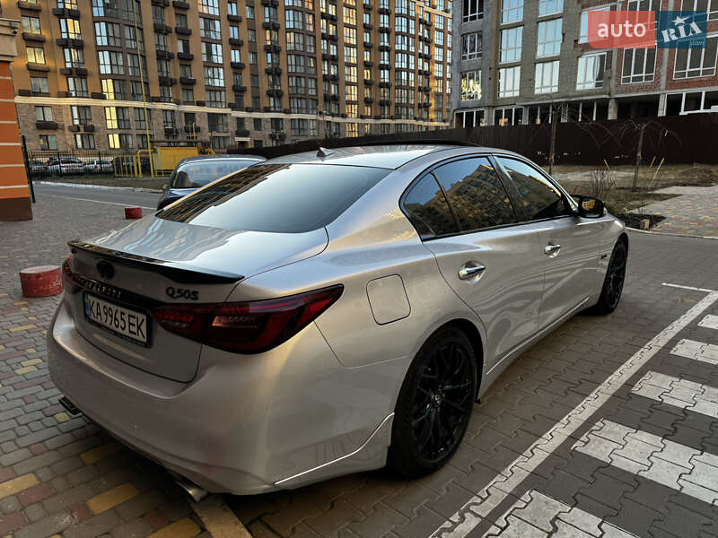 Седан Infiniti Q50 2017 в 