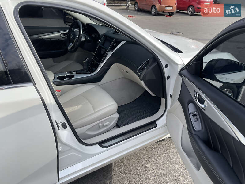 Седан Infiniti Q50 2020 в Одессе