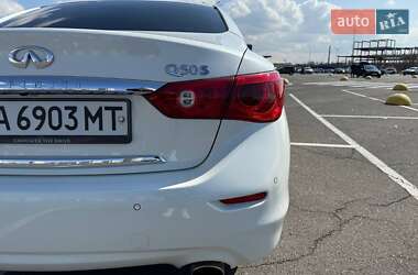 Седан Infiniti Q50 2017 в 
