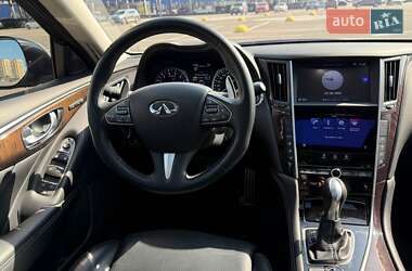 Седан Infiniti Q50 2017 в 