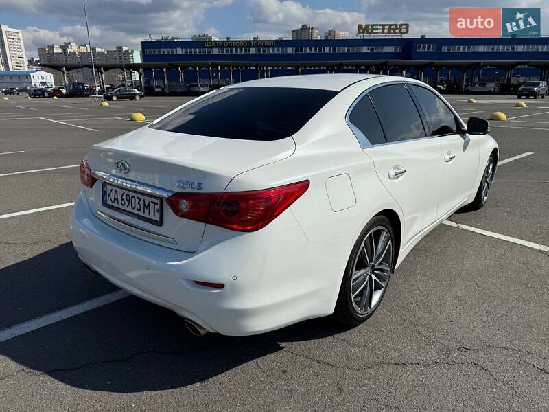 Infiniti Q50 2017