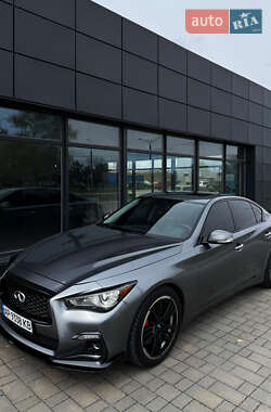 Седан Infiniti Q50 2017 в 