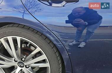 Седан Infiniti Q50 2019 в 