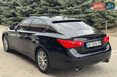 Седан Infiniti Q50 2017 в 