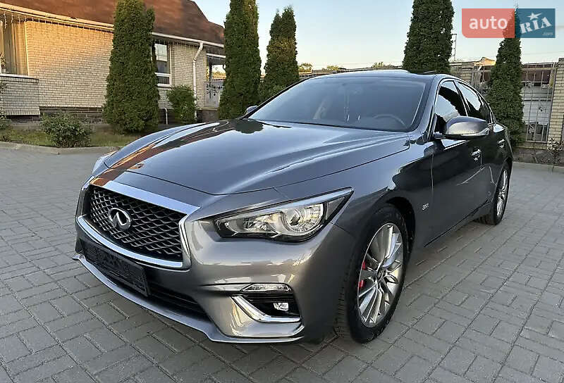 Седан Infiniti Q50 2018 в Дніпрі