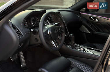 Седан Infiniti Q50 2017 в 