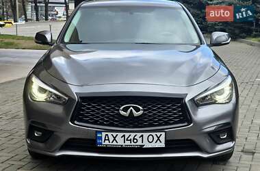 Седан Infiniti Q50 2017 в 