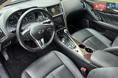 Седан Infiniti Q50 2017 в 
