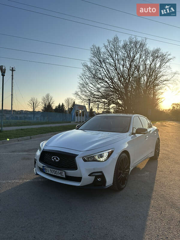 Седан Infiniti Q50 2018 в 