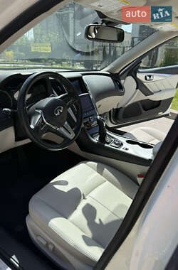 Седан Infiniti Q50 2021 в 