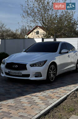 Седан Infiniti Q50 2015 в Вінниці