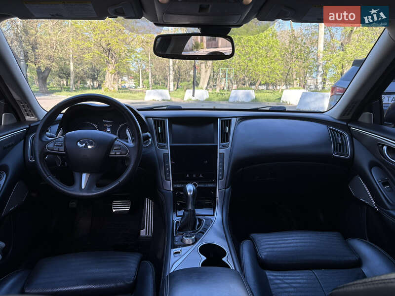 Седан Infiniti Q50 2016 в Одесі