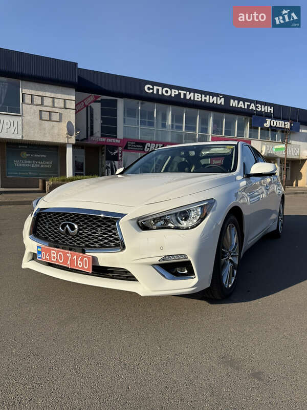 Седан Infiniti Q50 2024 в Кривом Роге