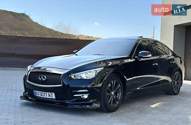 Седан Infiniti Q50 2017 в 