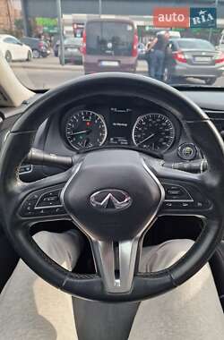 Седан Infiniti Q50 2018 в 