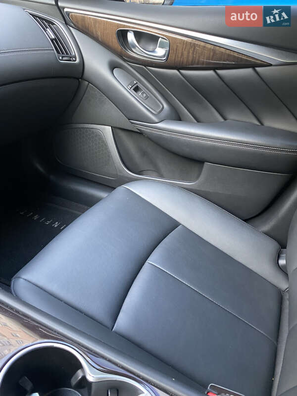 Седан Infiniti Q50 2018 в Києві