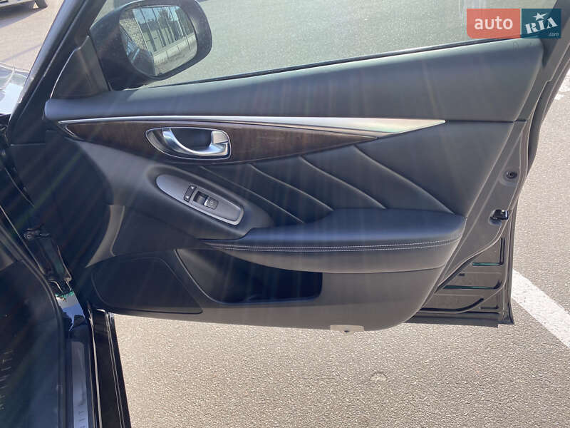Седан Infiniti Q50 2018 в Києві