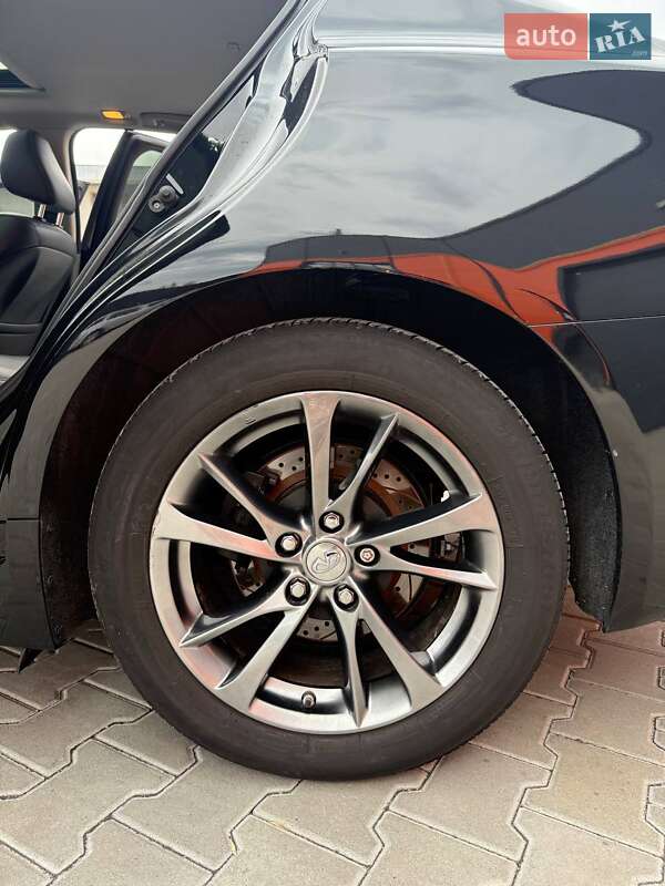 Седан Infiniti Q50 2017 в Тернополі