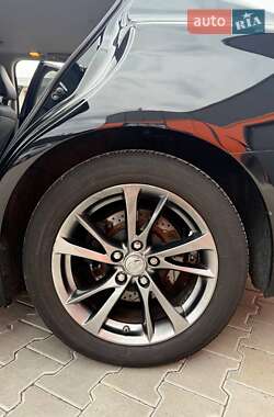 Седан Infiniti Q50 2017 в 