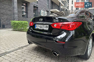 Седан Infiniti Q50 2016 в 