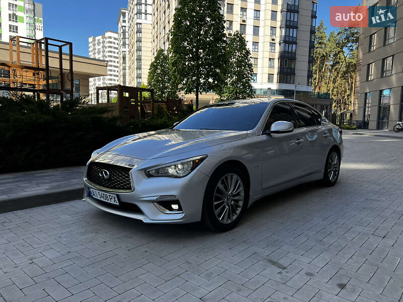 Седан Infiniti Q50 2018 в Ірпені