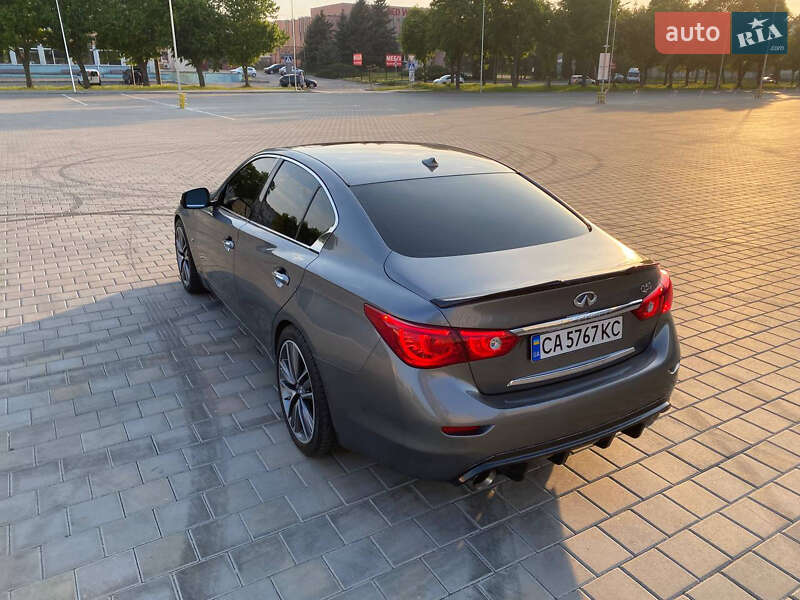 Седан Infiniti Q50 2015 в Черкасах
